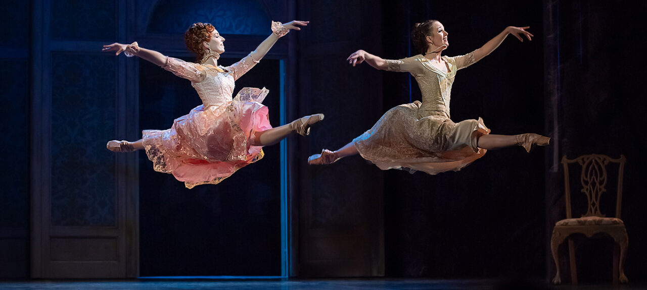 Asja Petrovski as Lucy and Nikki Blain as Mina in Dracula. Photo by Bradbury Photography 2560x1150